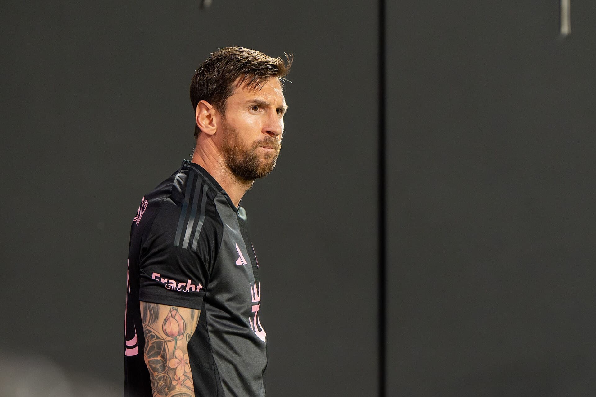 Lionel Messi me fanellën e zezë të Inter Miami në fushë; foto arkivore, 24 shtator 2025.