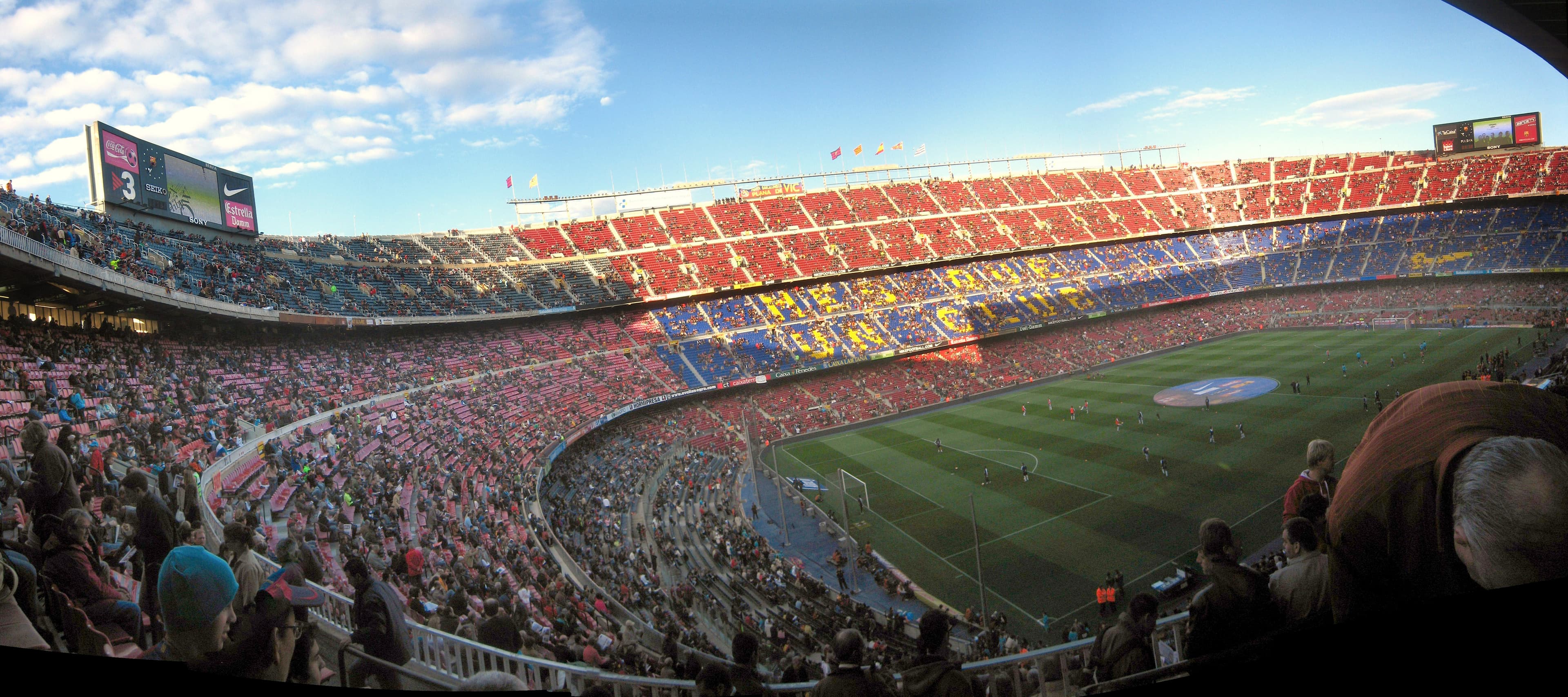 Stadiumi Camp Nou në vitin 2008; fotografi arkivi